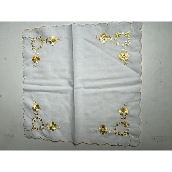 Embroidered hankerchife hankie 10 in. by 10 in.yellow and white - Picture 7 of 10